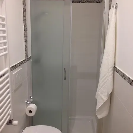 Gino's House * גלאטינה