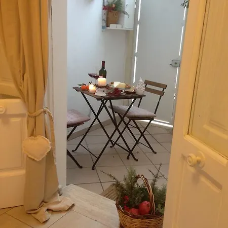 לינה וארוחת בוקר Gino's House *